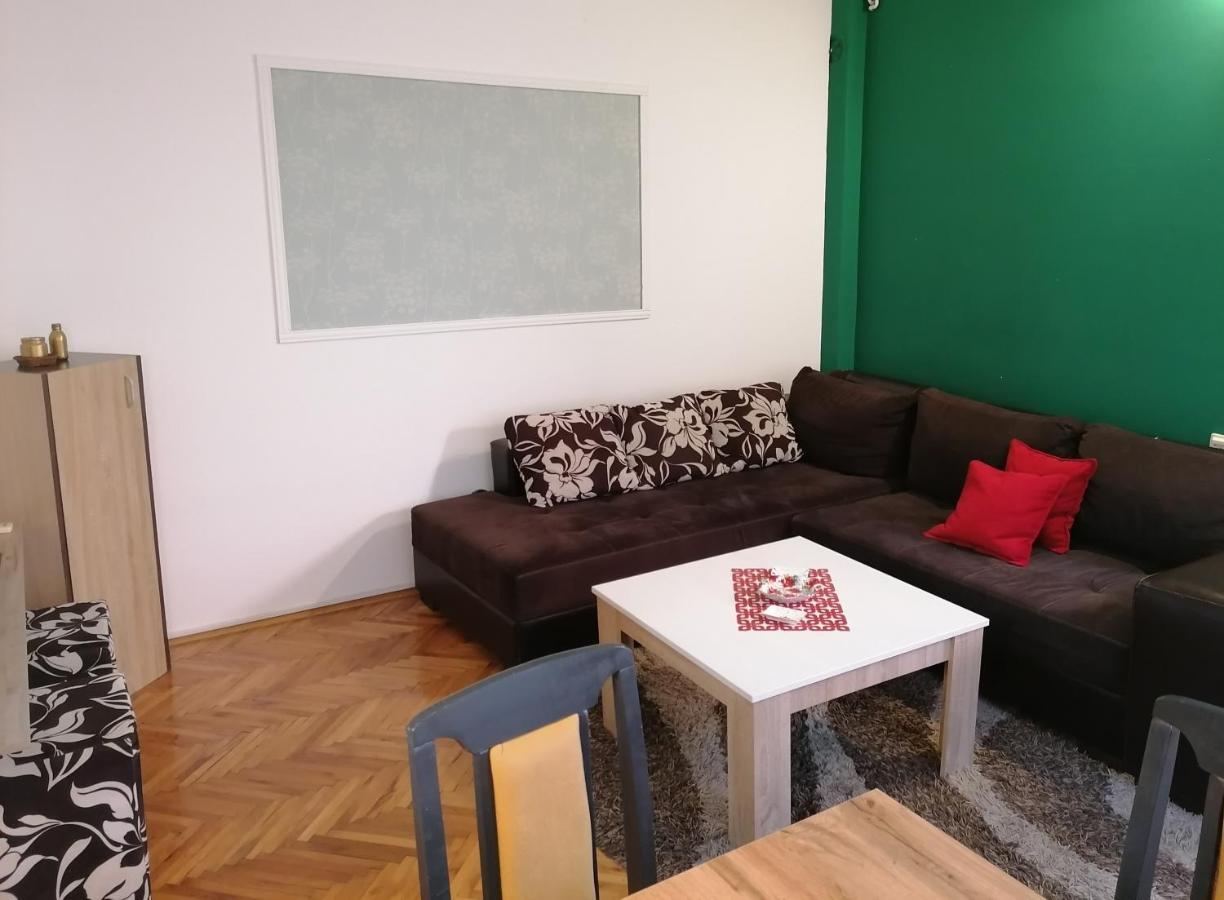 Apartman Centar Крушевац Екстериор снимка